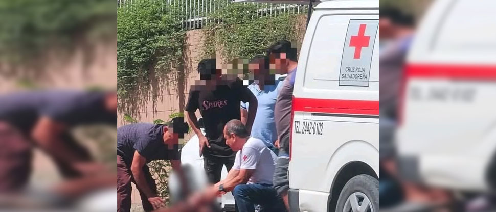 Auxilian a adulto mayor que fue atropellado en carretera a Metapán