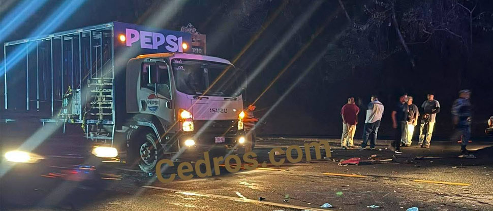 Dos personas resultan lesionadas en triple choque en Ojo de Agua, Cojutepeque