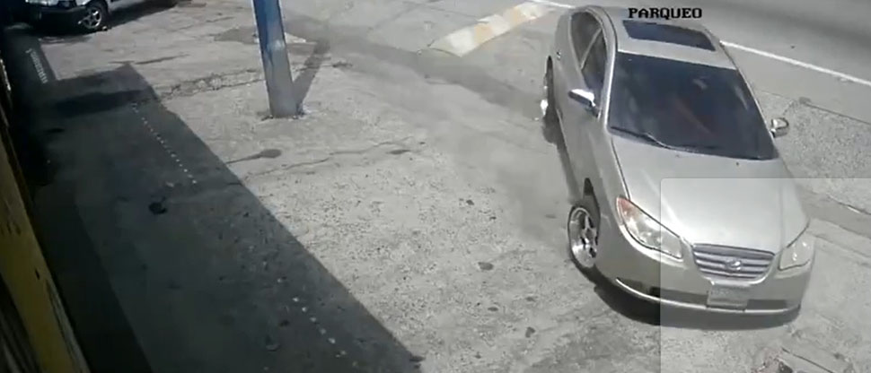 Así fue el accidente en Carretera Troncal del Norte que dejó dos personas lesionadas