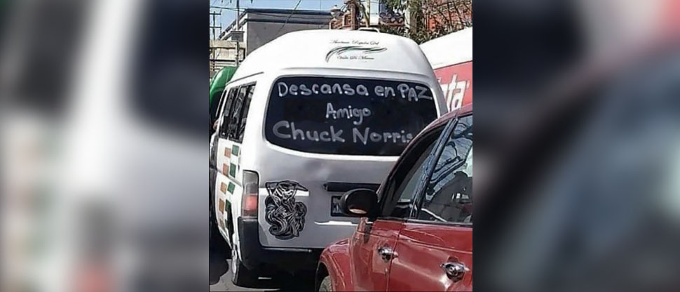 México: se vuelve viral imagen de despedida para el actor Chuck Norris