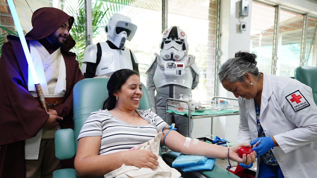 Club de Fans de Star Wars se une a Cruz Roja Salvadoreña en apoyo a su campaña de donación de sangre