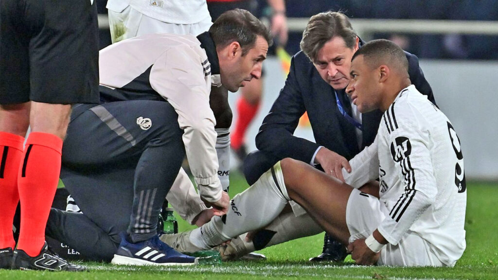 Médicos del Real Madrid se equivocaron de rodilla en el diagnostico de lesión de Mbapeé