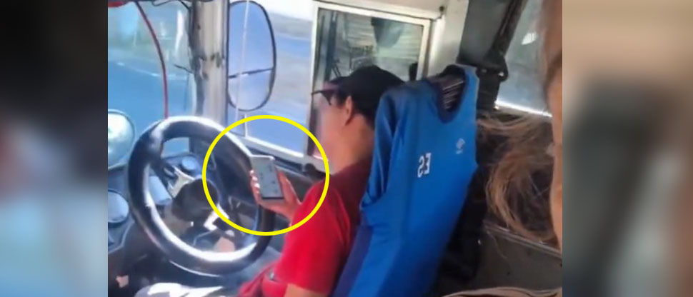 Usuaria del transporte colectivo denuncia a motorista por manejar y manipular el celular