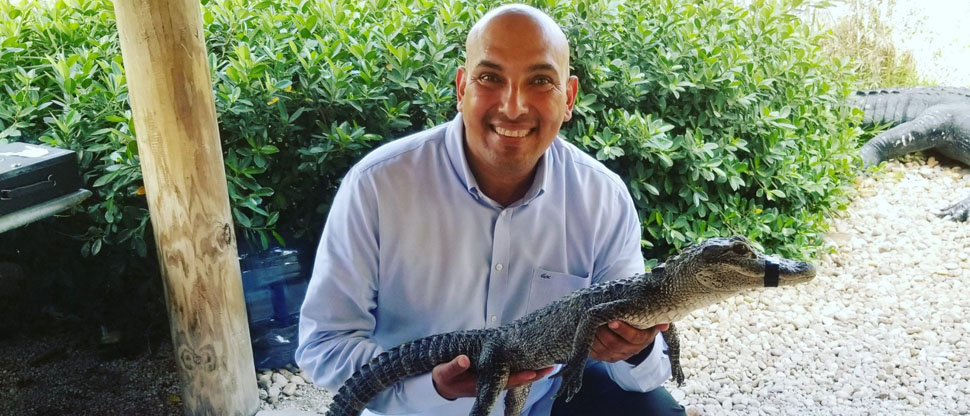 “Qué ofertón”: Omar Angulo invita a su fiesta de cumpleaños por solo $40.00