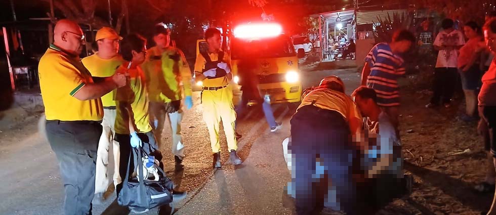 Niño de 14 años acaba en el hospital tras derrapar en su motocicleta en Tonacatepeque