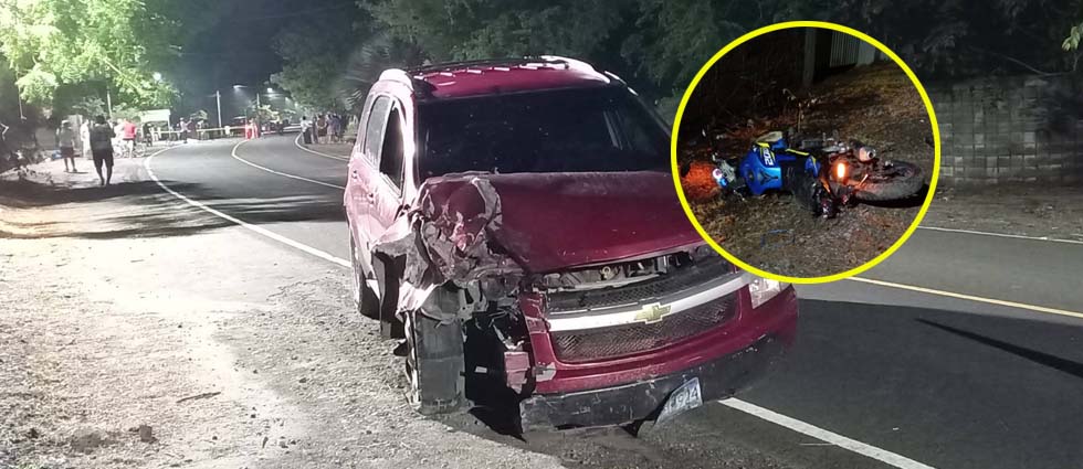Un padre y su hijo, menor de edad, pierden la vida tras ser impactados por un auto en el bulevar Costa del Sol