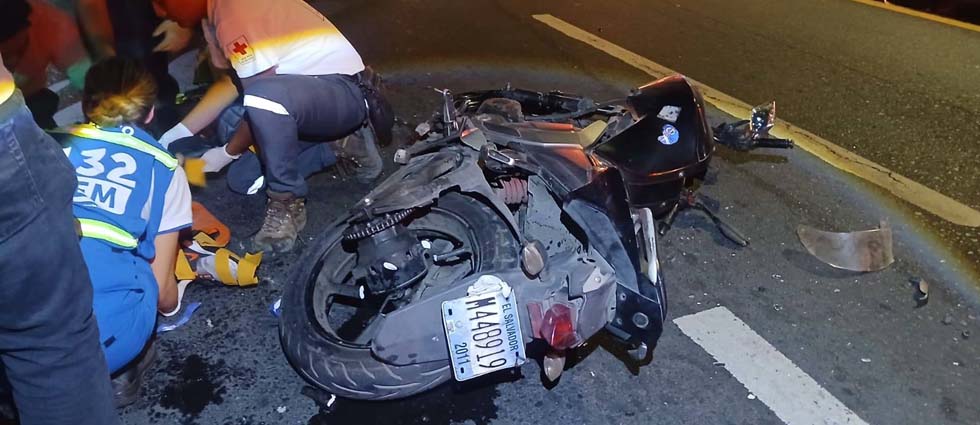 Dos personas resultan lesionadas tras fuerte choque en cercanías del INFRAMEN