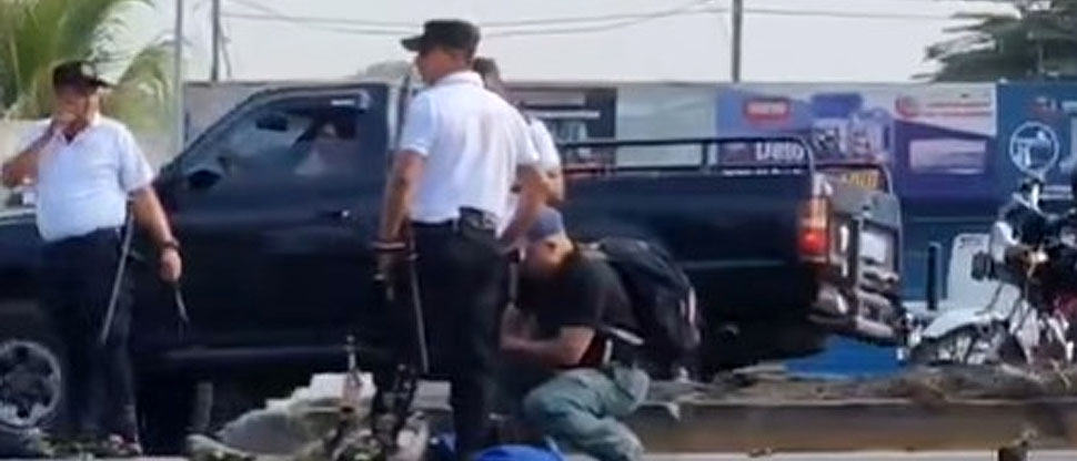 Motociclista termina en el hospital tras accidentarse en carretera Panamericana