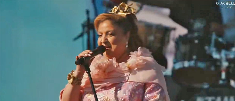 En Coachella, Nory Flores invita al mundo a visitar El Salvador y destaca la “Cumbia de la Paz”