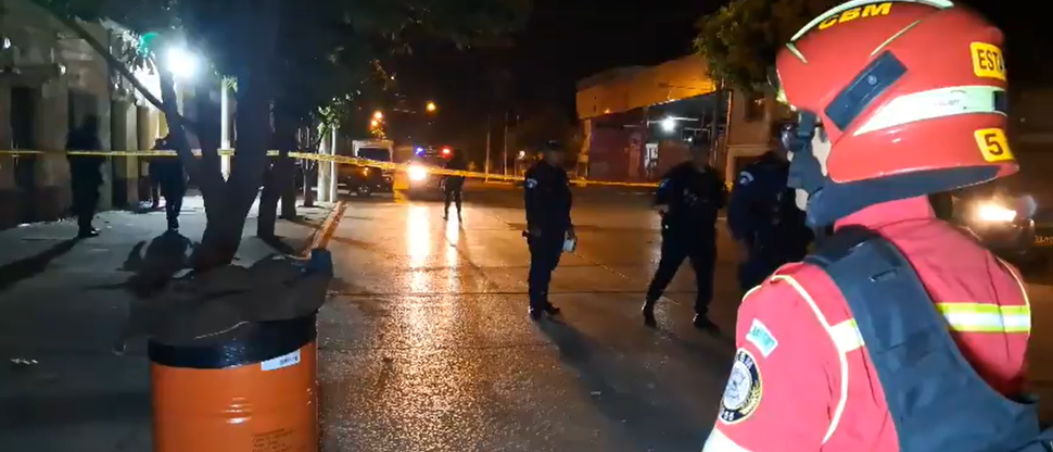 Abandonan el cadáver de un reconocido delincuente embolsado dentro de un barril en Guatemala