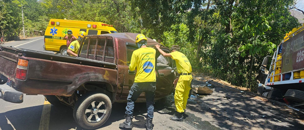 Señor de 50 años fallece en grave choque en la carretera a Mizata