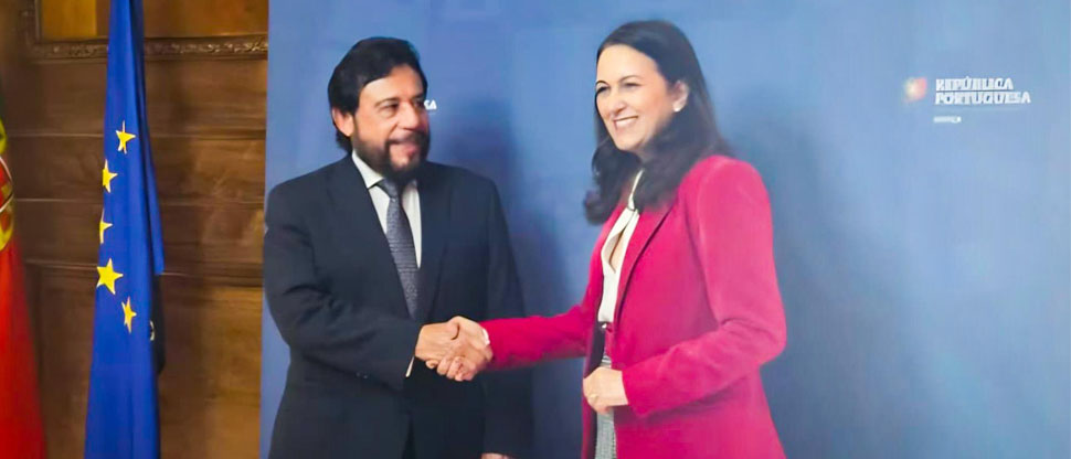 Vicepresidente Félix Ulloa expone el modelo de seguridad salvadoreño en Portugal