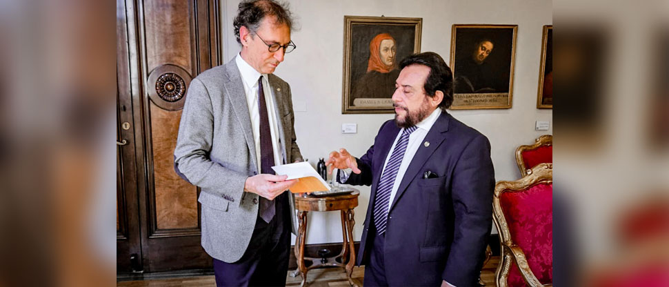 El Salvador estrecha lazos con la Universidad de Bologna, Italia