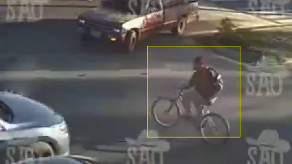 Conductor arrolla a ciclista en Chalchuapa, Santa Ana