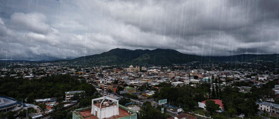 MARN pronostica día caluroso y lluvias en algunas zonas del país