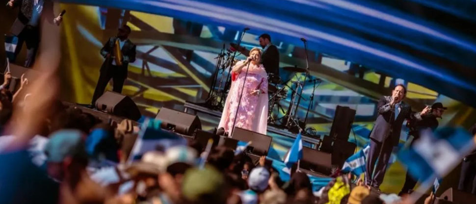 Cine al aire libre transmitirá segunda presentación de Los Hermanos Flores en Coachella