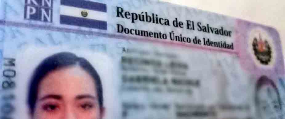 Salvadoreños son registrados como «Chúntaro y Ovni»