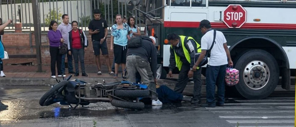 Dos personas lesionadas en accidente de tránsito en Zaragoza