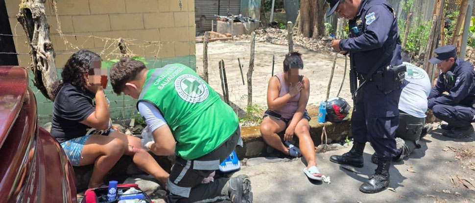 Tres lesionados tras derrapar en carretera hacia Zacatecoluca