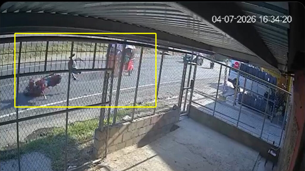 Excesiva velocidad provoca grave accidente entre mototaxi y motocicleta