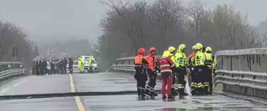 ITALIA: fuertes lluvias provocan daños en importante puente en la carretera estatal 16