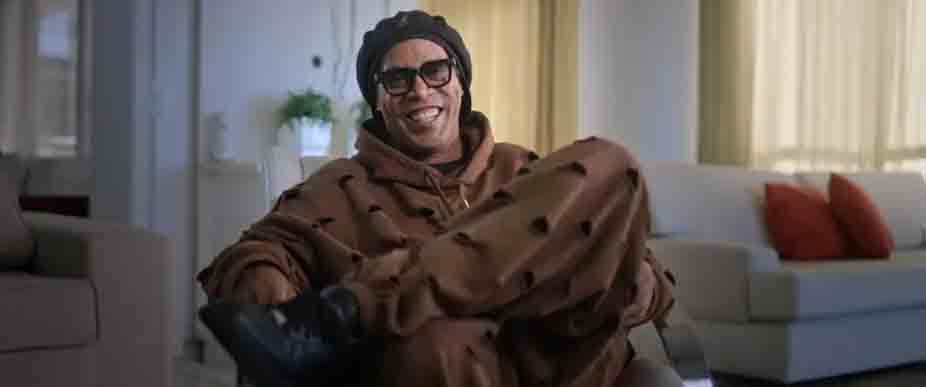 La sonrisa más famosa del fútbol: Ronaldinho estrena este jueves su documental en Netflix