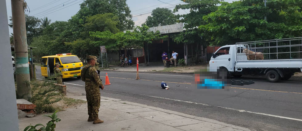Motociclista pierde la vida tras ser impactado por un vehículo cuyo conductor se dio a la fuga en La Paz