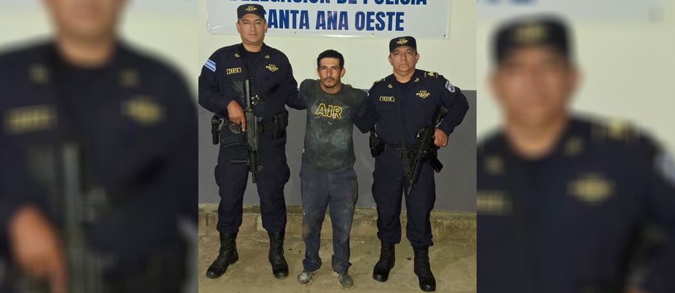 ¡Efectividad policial! Capturan a sujeto tras arrebatar la vida de su pareja en Santa Ana