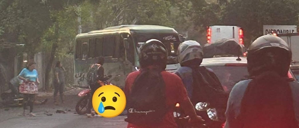 Motociclista termina en el hospital tras fuerte choque en carretera Panamericana
