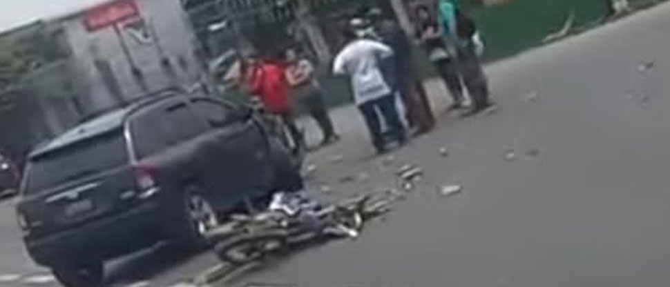 Motociclista pierde la vida tras violento choque contra camioneta en Lourdes, Colón
