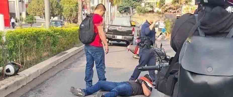 Biker choca contra Killer Soul en el bulevar del Hipódromo