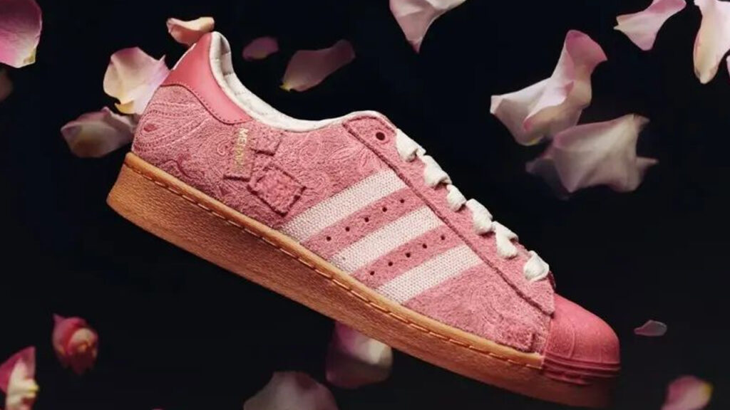 Salvadoreño lanza edición especial con ADIDAS por el Día de las Madres