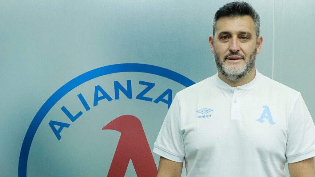 Alianza F.C. anuncia la incorporación de Juan Alfonsín como director Deportivo