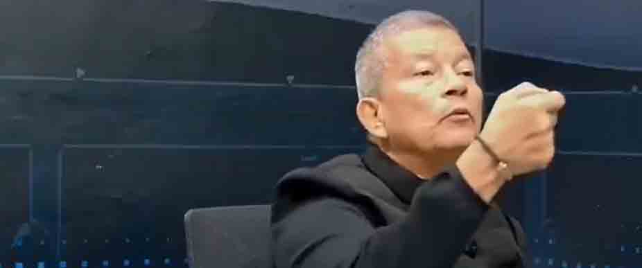 Chino Flores asegura que es un político de categoría
