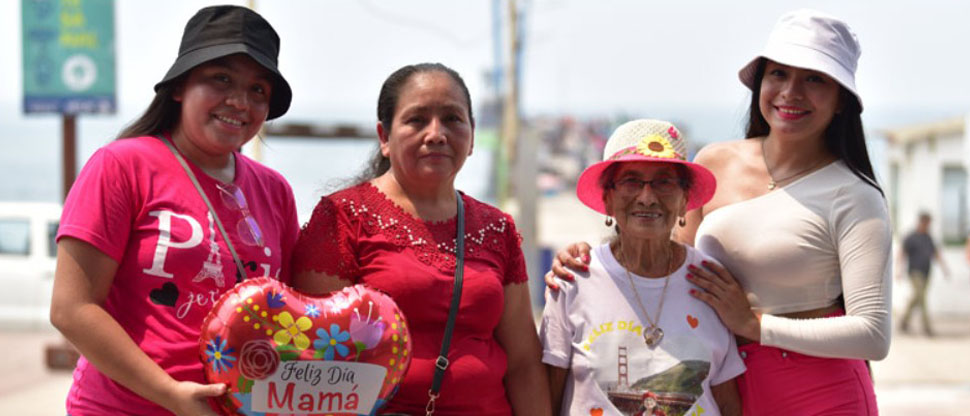 Feliz día a las madres salvadoreñas