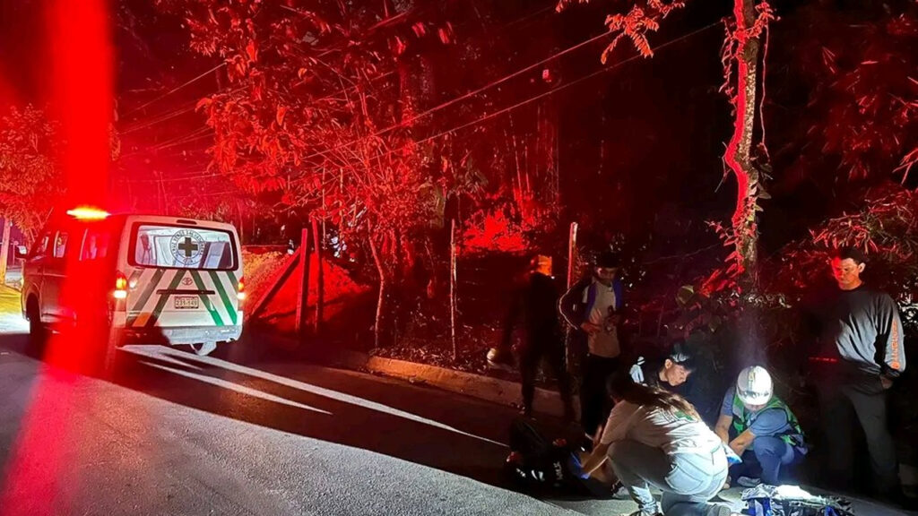  Motociclista lesionado tras perder el control y accidentarse sobre la calle Plan del Pino