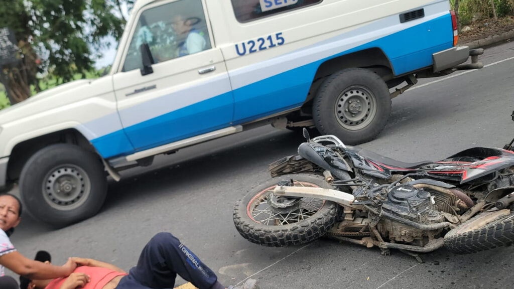 Motociclista gravemente lesionado tras accidentarse en La Libertad