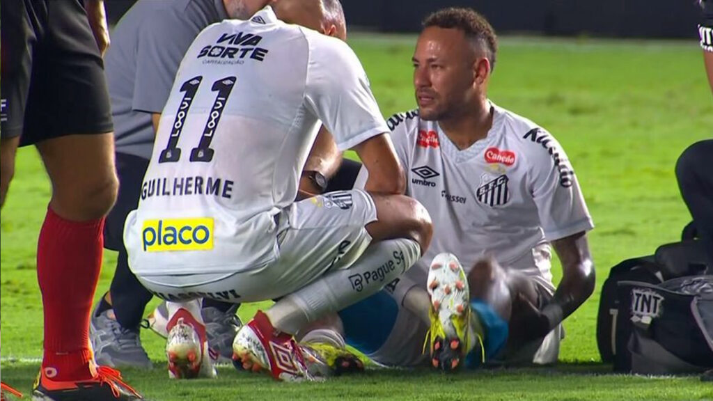 Neymar se lesiona a pocos días de haber sido convocado a la selección mundialista