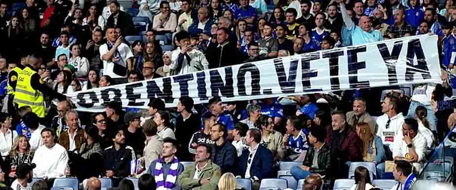 La seguridad del Real Madrid retira dos pancartas contra Florentino