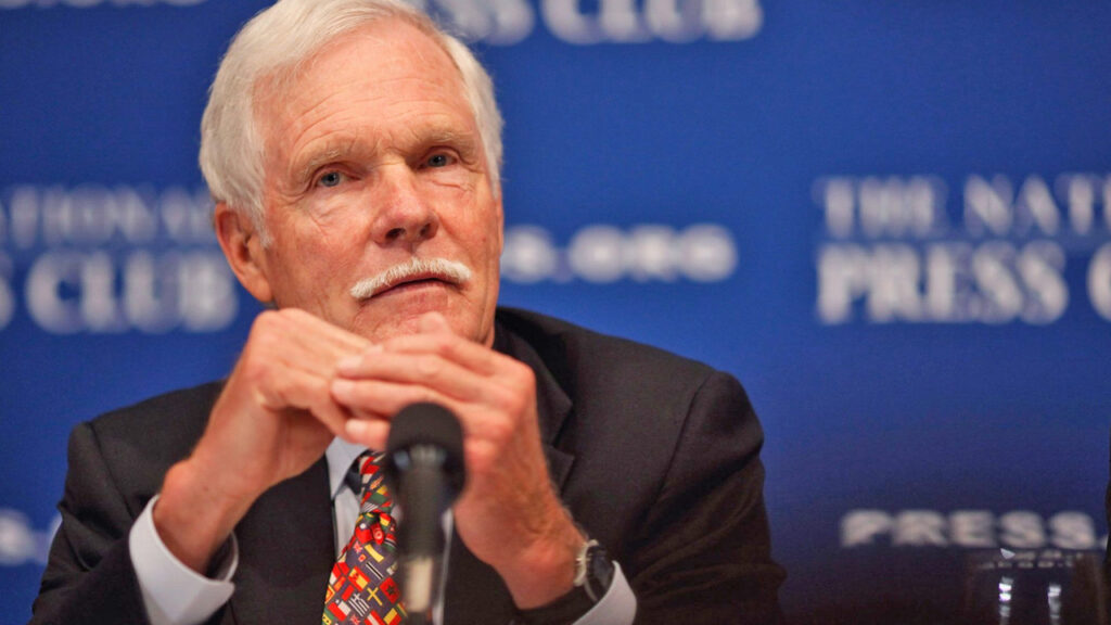 Muere Ted Turner, fundador de CNN y revolucionario de las noticias en televisión