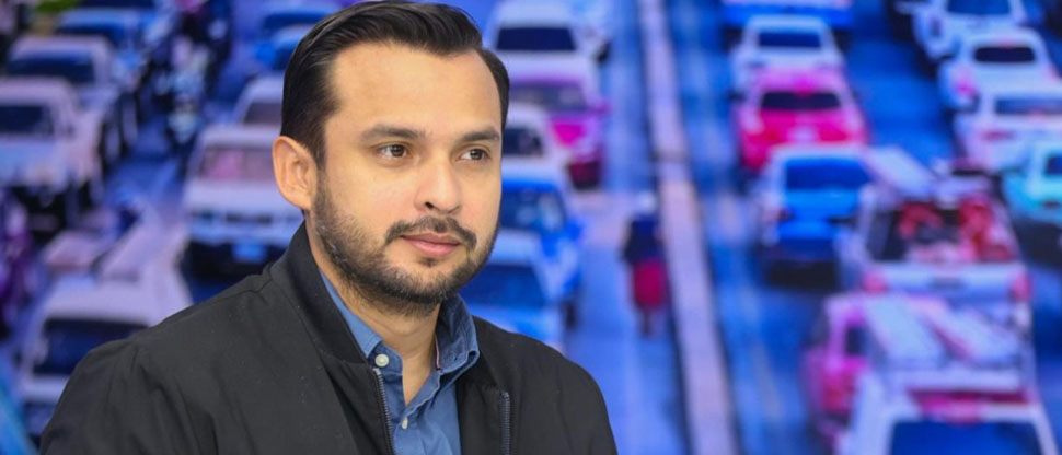 Nelson Reyes dice que: “el enemigo número uno de la seguridad vial es el celular”