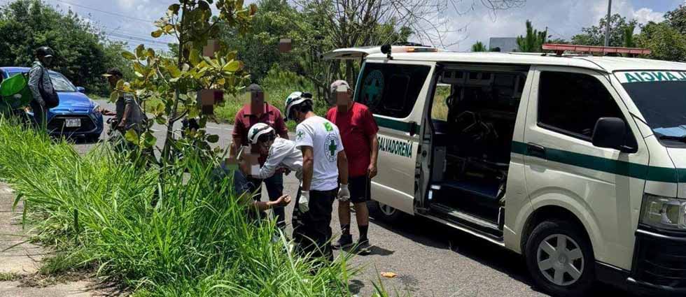 Motociclista sufre varias lesiones tras accidente en el bulevar Luis Poma