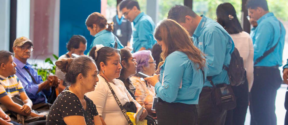 Estas son las funciones del personal de Atención al Paciente en el nuevo y moderno hospital Rosales