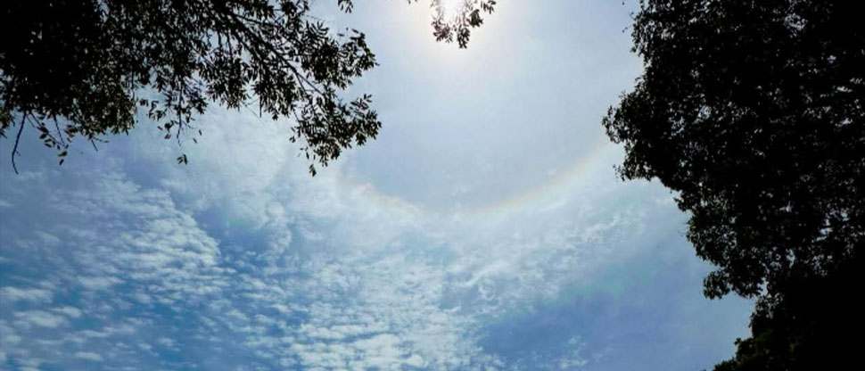 Captan “nubes petateadas” y un impresionante halo solar en los cielos de San Vicente