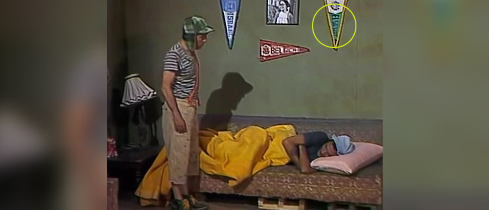 La fiebre del Mundial recuerda el banderín de El Salvador en escena del Chavo del 8