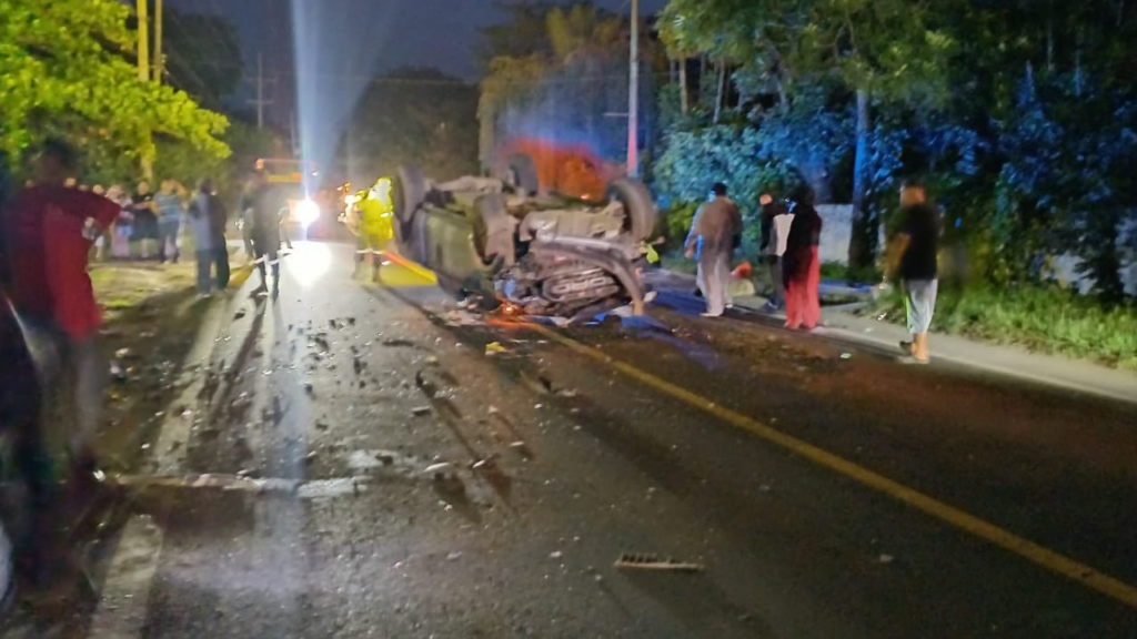Dos fallecidos deja grave accidente de tránsito en Candelaria de la Frontera, Santa Ana