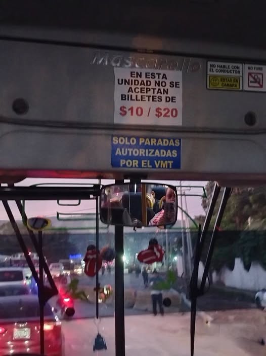 Usuarios denuncian bus de la ruta 79 especial  se niega a aceptar billetes de $10 y $20