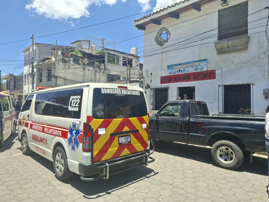 Propietario y cliente de cevichería fallecen en ataque armado en Chimaltenango, Guatemala