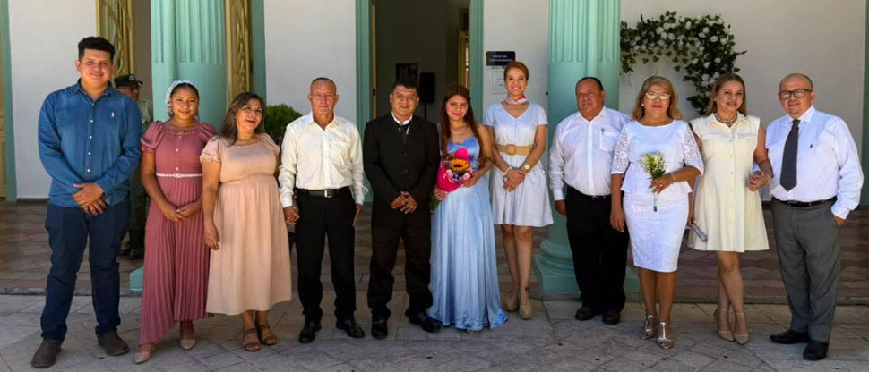 Cinco parejas se dan el “Sí” y sellan su amor en el palacio tecleño en bodas colectivas