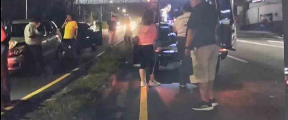 Múltiple accidente causa estragos en la 49 avenida Sur